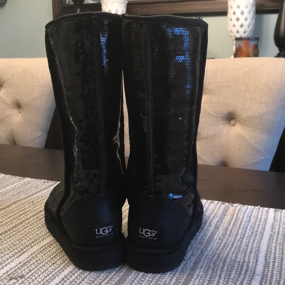♠️Black Sequined UGG Boots♠️